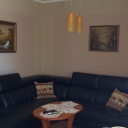 Ildi Apartman Gyenesdiás エクステリア 写真